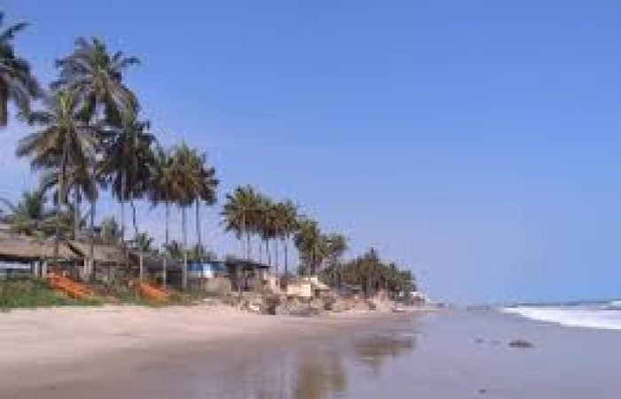 Kokrobite Beach