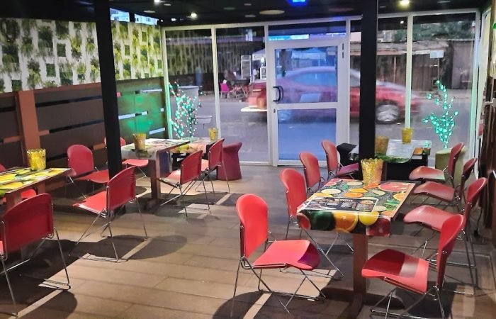 Smoothies & Bites restaurant