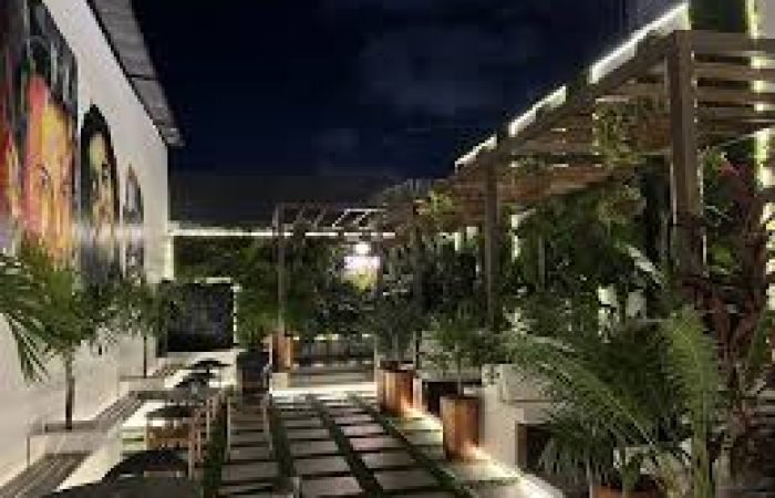 White Restaurant