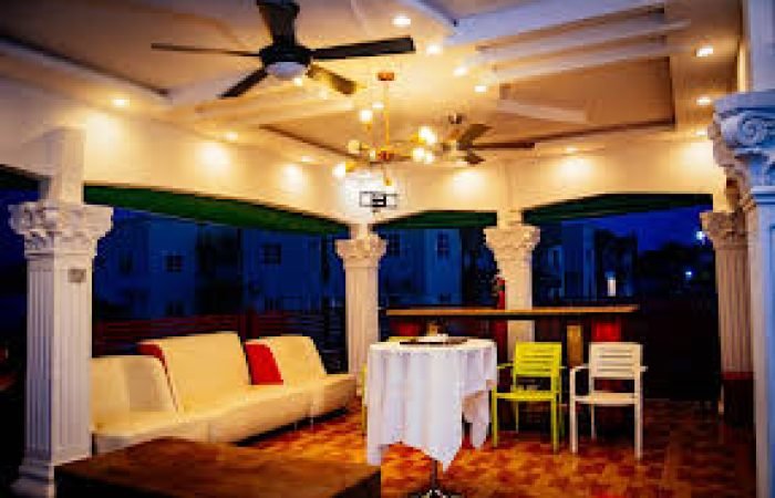 Tonyx Hotel